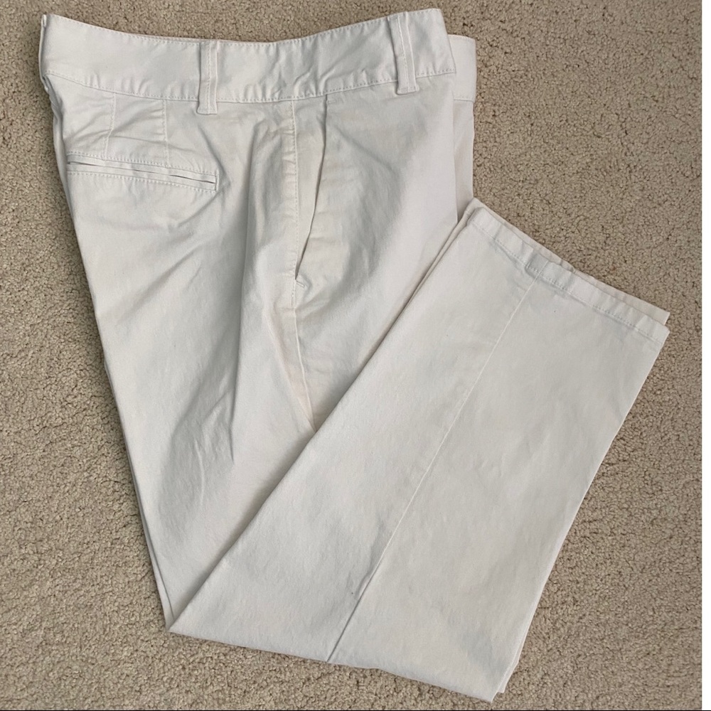 Ann Taylor white capris
